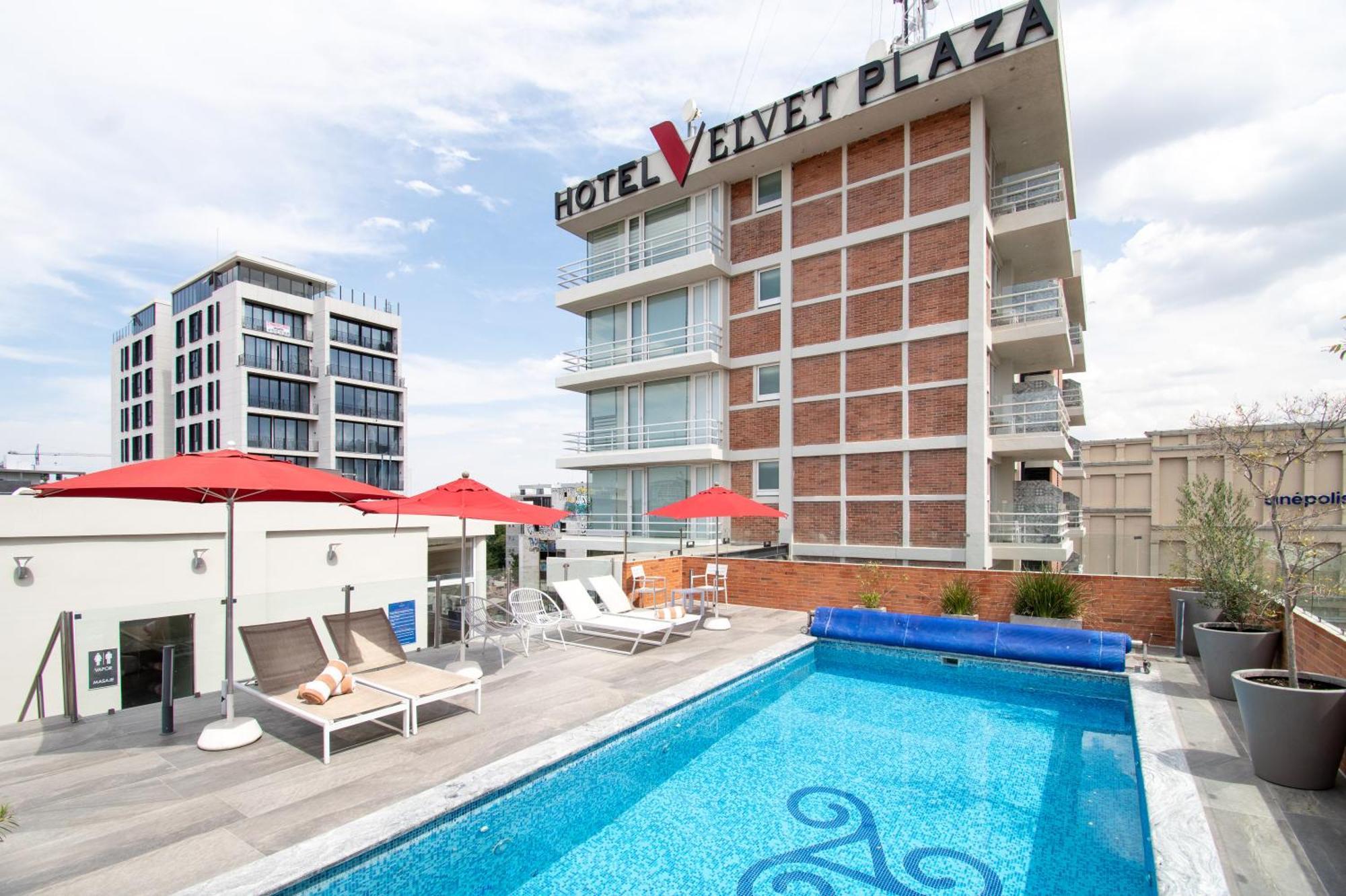 Hotel Velvet Plaza Guadalajara Eksteriør billede
