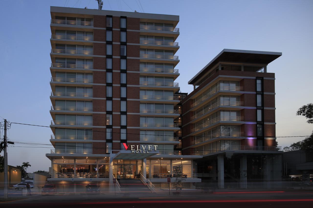 Hotel Velvet Plaza Guadalajara Eksteriør billede
