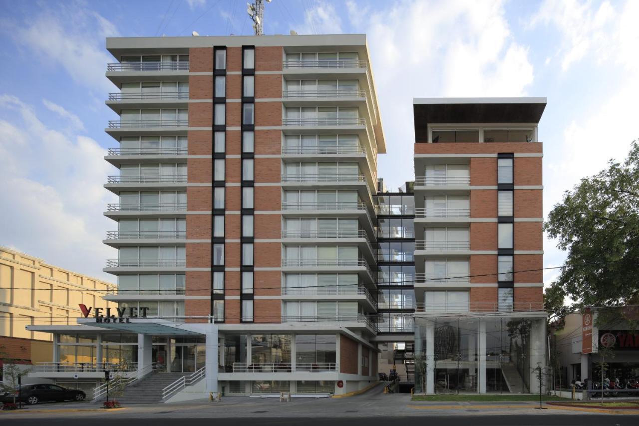 Hotel Velvet Plaza Guadalajara Eksteriør billede
